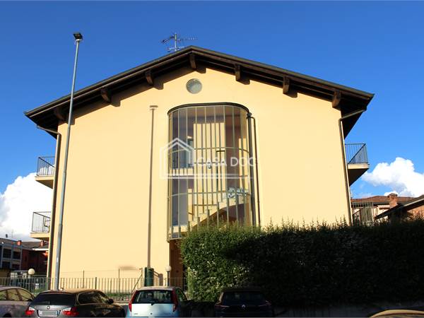 1 locale in vendita a Siziano