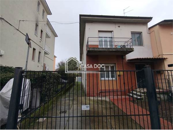Pavia: bilocale in zona Città Giardino 